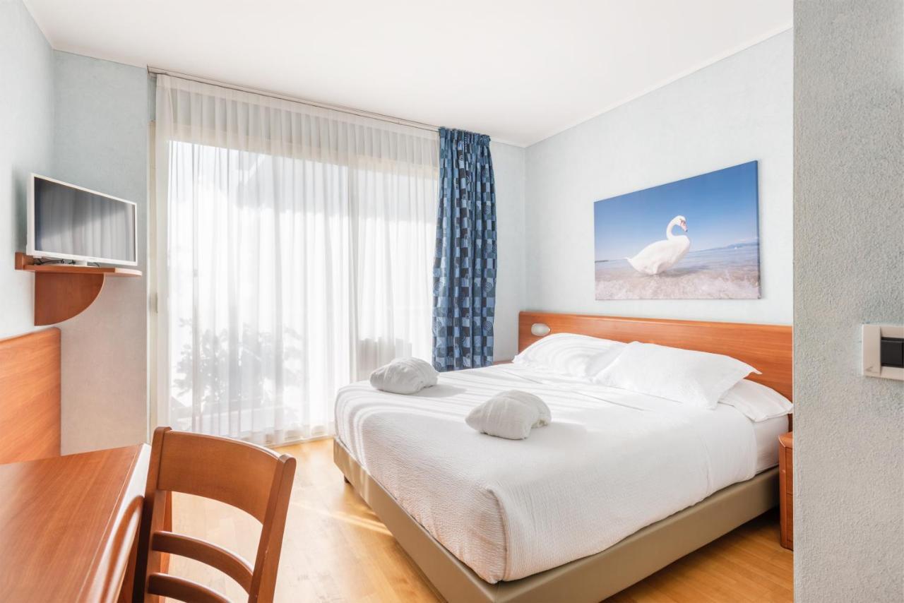 Hotel Gabry Riva del Garda Extérieur photo