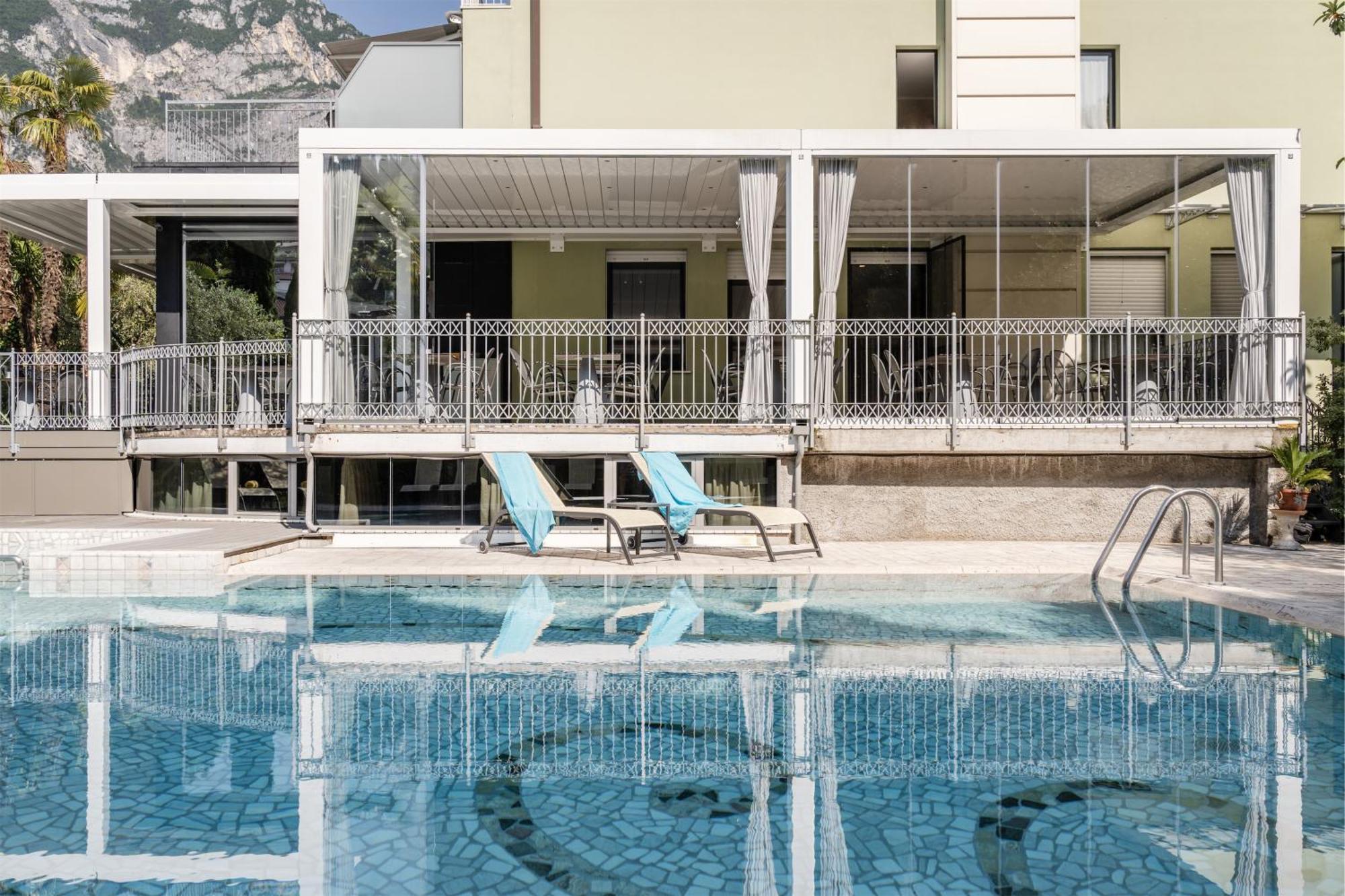 Hotel Gabry Riva del Garda Extérieur photo